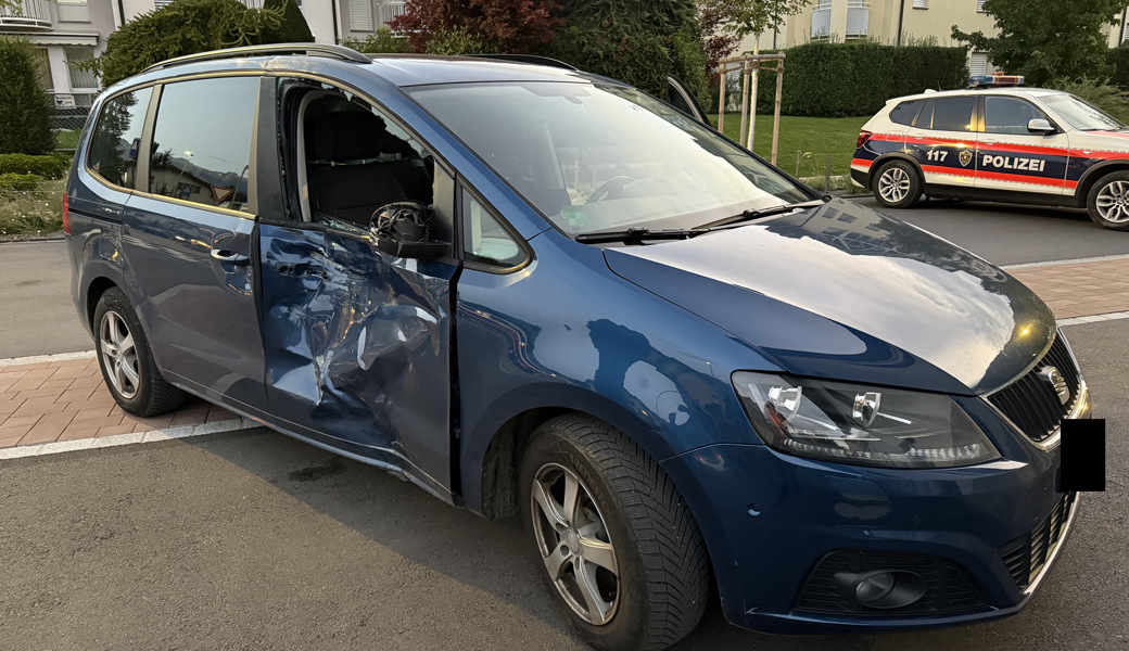 Der Motorradfahrer wurde verletzt. 