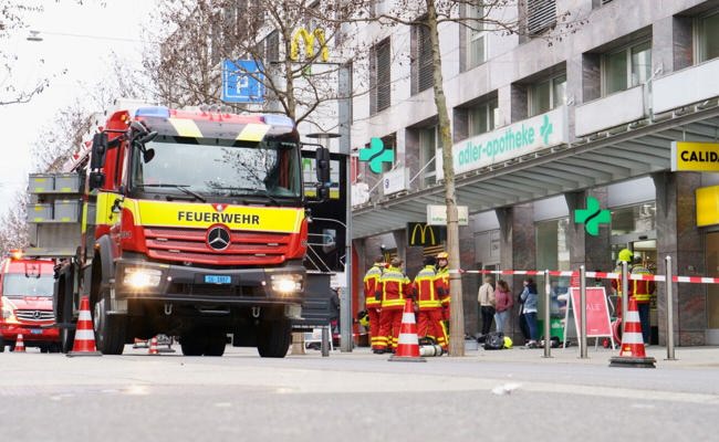 Bahnhofstrasse wegen Feuerwehreinsatz für eine halbe Stunde gesperrt