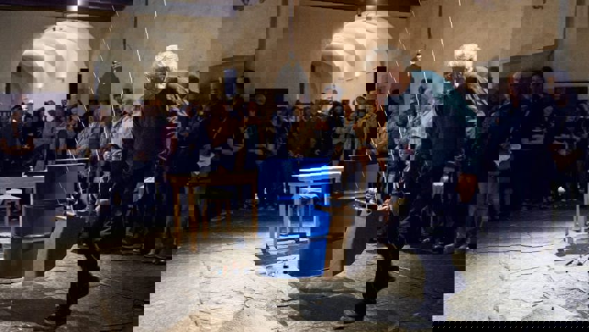  Ein Highlight des Jubiläums waren die Auftritte des Künstlers Roman Signer. 