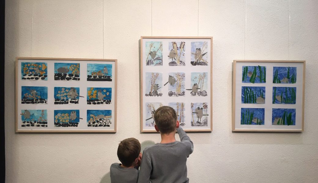  Stolz zeigten die Kinder im Fabriggli ihre Werke. 