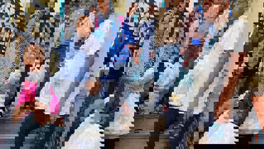 Über Pfingsten konnten so 29 komplette Familien mit Nahrungsmitteln versorgt werden. 