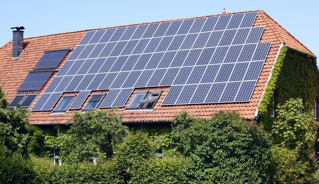Kanton lockert Vorgaben für Solaranlagen in geschützten Gebieten