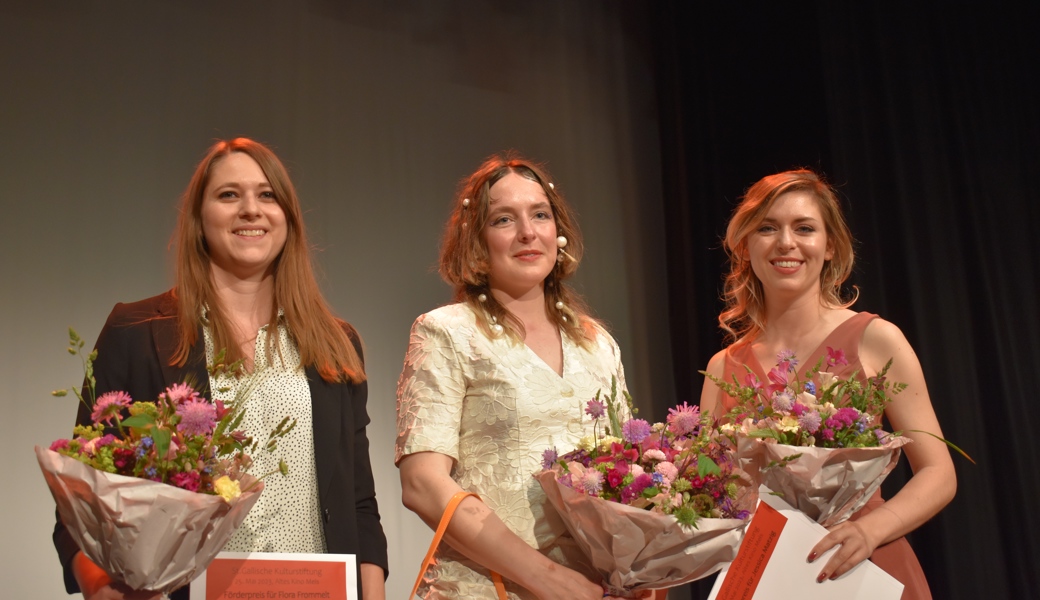 Die drei Preisträgerinnen (von links): Flora Frommelt, Livia Rita Heim sowie Jessica Matzig. 