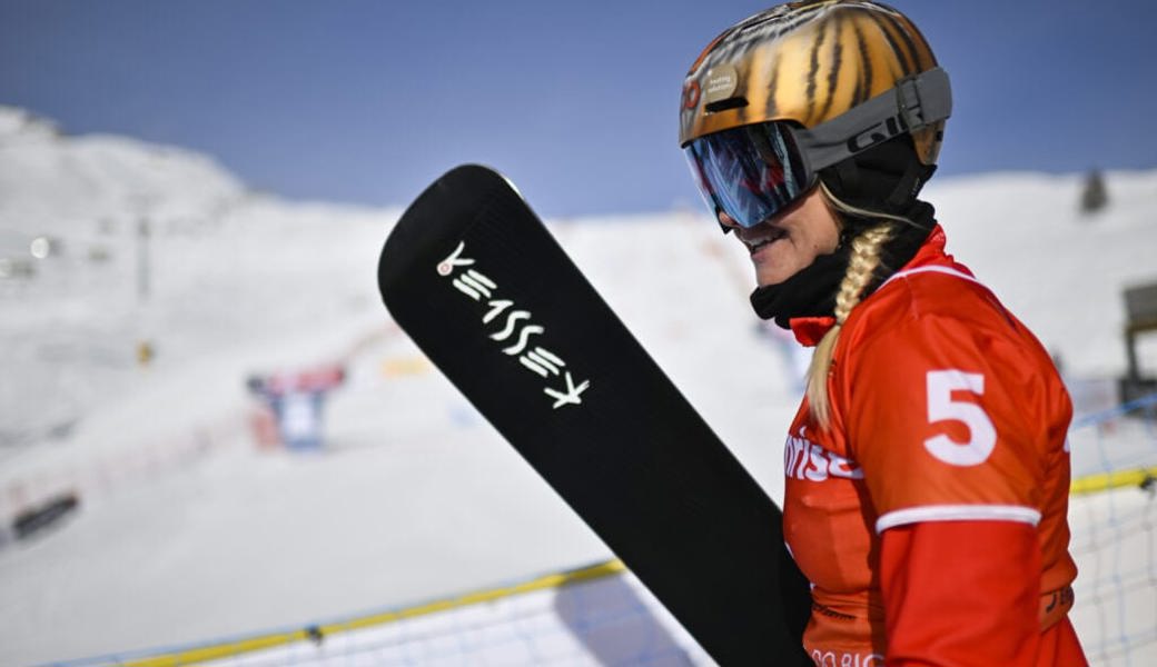 Doppelsieg für Wartauer Snowboarderin Julie Zogg in Bansko