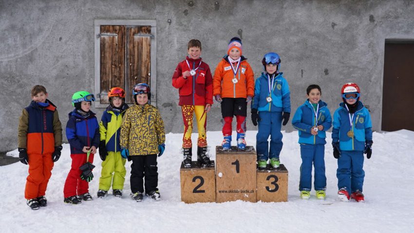  Einzelkämpfer Nando Michel vom SC Sennwald gewann überlegen Gold bei den Junioren Jahrgang 2013 und 2014. 