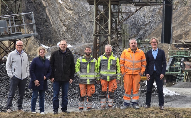 Kick-off mit neuem Geschäftsführer im Steinbruch Starkenbach