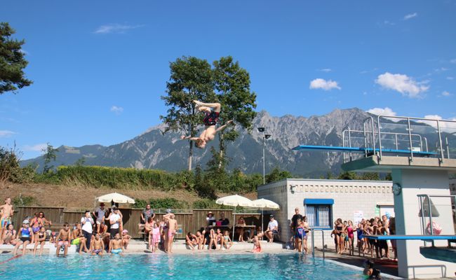 Rheinau bleibt trocken – So handhaben die regionalen Badis künftig den Alkohol