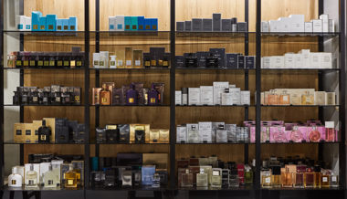 In Serie Luxusparfüms geklaut