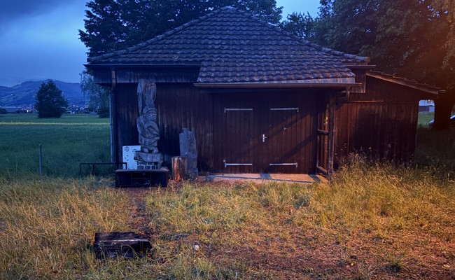 Brennender Holzklotz beim Schützenhaus – war es versuchte Brandstiftung?