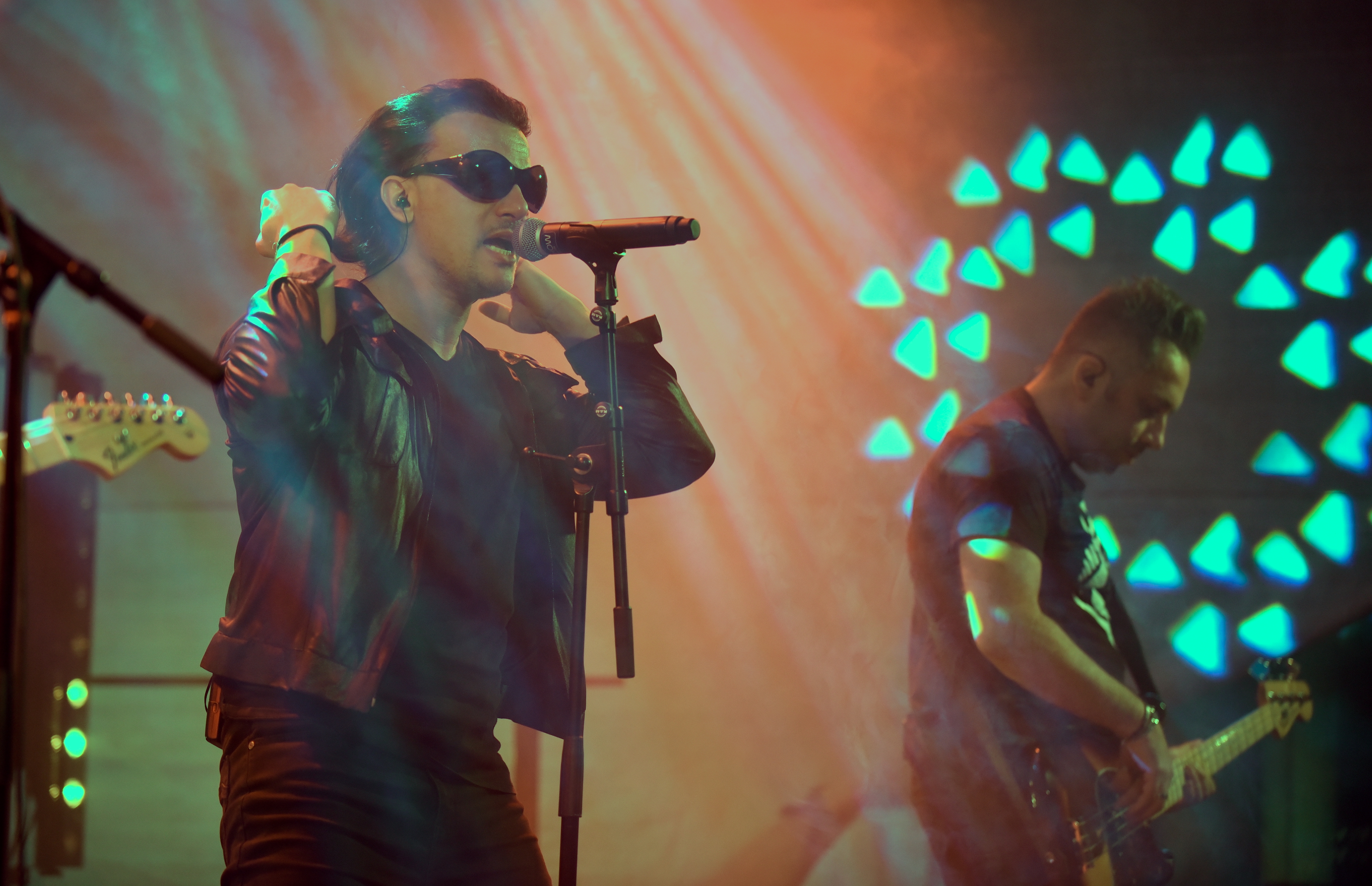 «Buchs + Sound» präsentierte Tribute-Bands von U2 und Bon Jovi