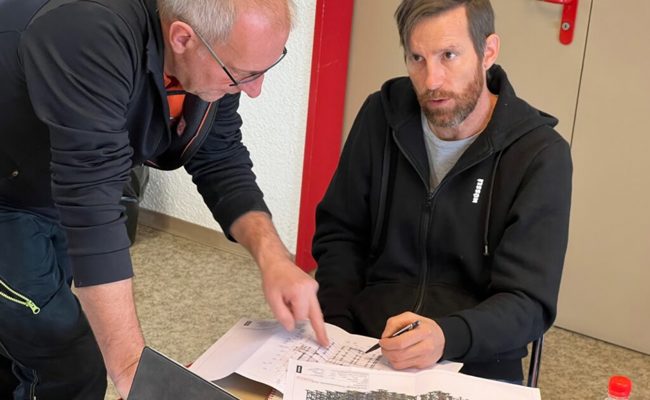 Flexibles Regendach über Bühne der Opernbühne am Werdenbergersee