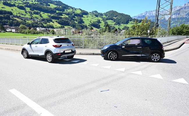 95-jähriger Autofahrer bei Verkehrsunfall verletzt