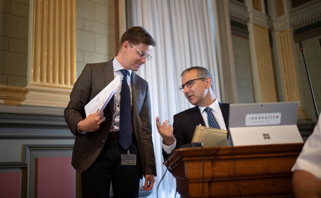 Ausfälle kosten: Ausführlichere Arztzeugnisse könnten helfen