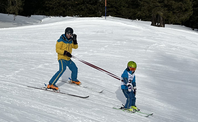 Alles fährt Ski: Teilnehmerrekord am Familienskirennen