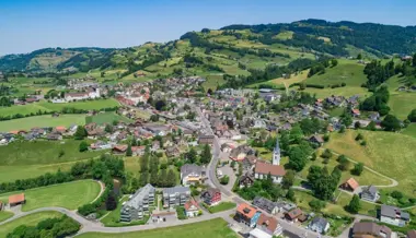 Bevölkerung und Schule wachsen weiter