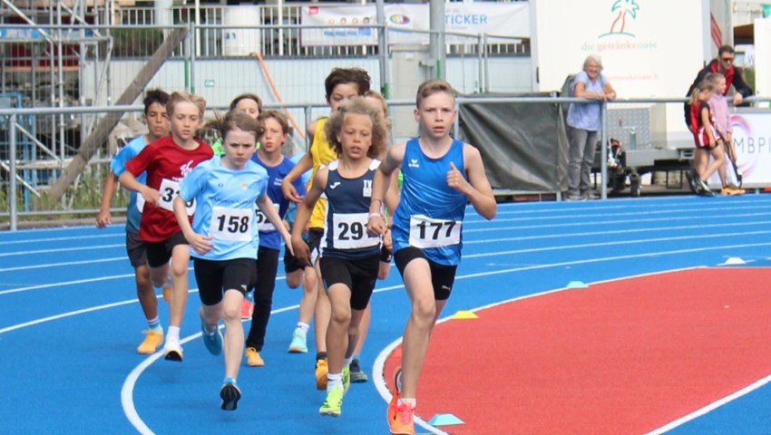 Robin Tinner (vorne) gab seinen Gegner das Nachsehen.