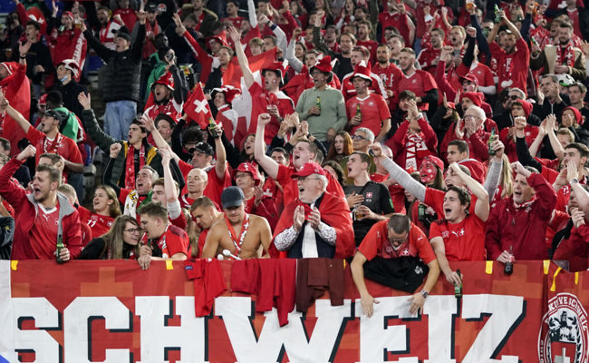 Am Sonntag startet die Fussball-WM: «Für einen Boykott ist es jetzt zu spät»