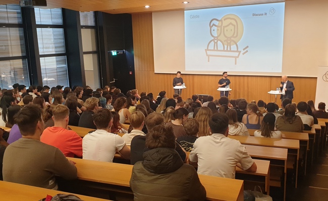 BZB-Lernende diskutierten: Das Transplantationsgesetz ist ein bewegendes Thema