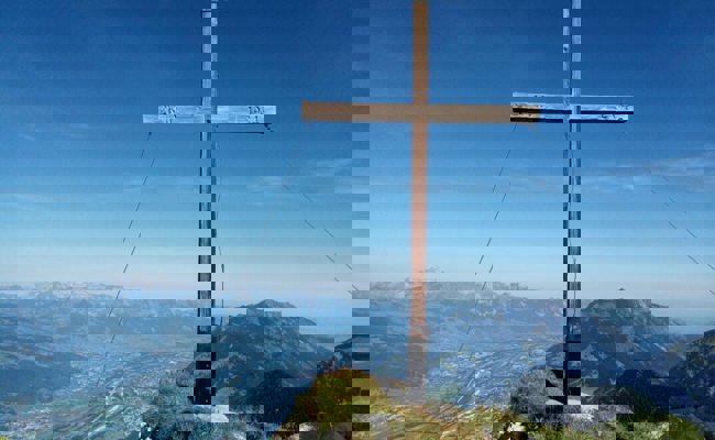 Frau stürzte beim Rappastein ab, verletzte sich und konnte selbst die Rettungskräfte alarmieren