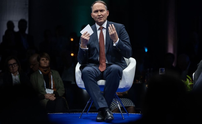 Plan zur Senkung der Zuwanderung: Unternehmen zahlen für jede Arbeitskraft aus der EU eine Gebühr von 10'000 Franken