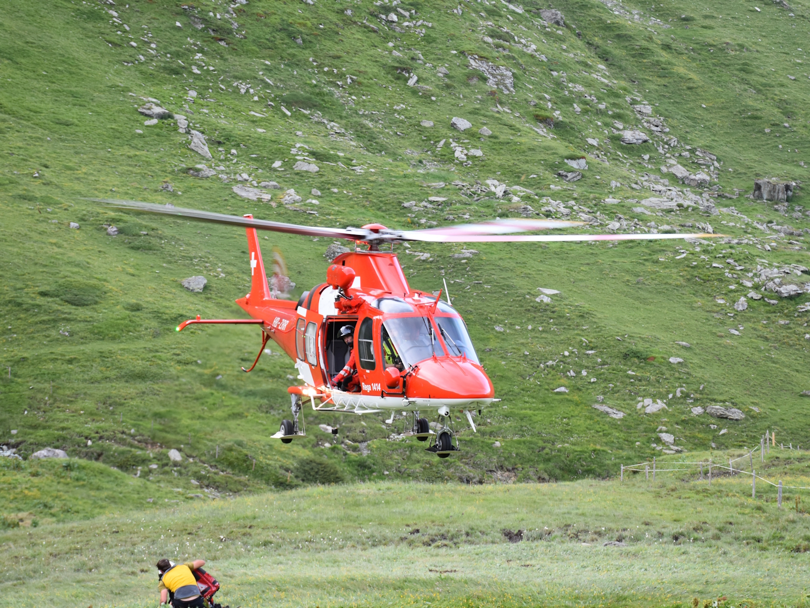 Vermisster zehnjähriger Wanderer verletzt aufgefunden