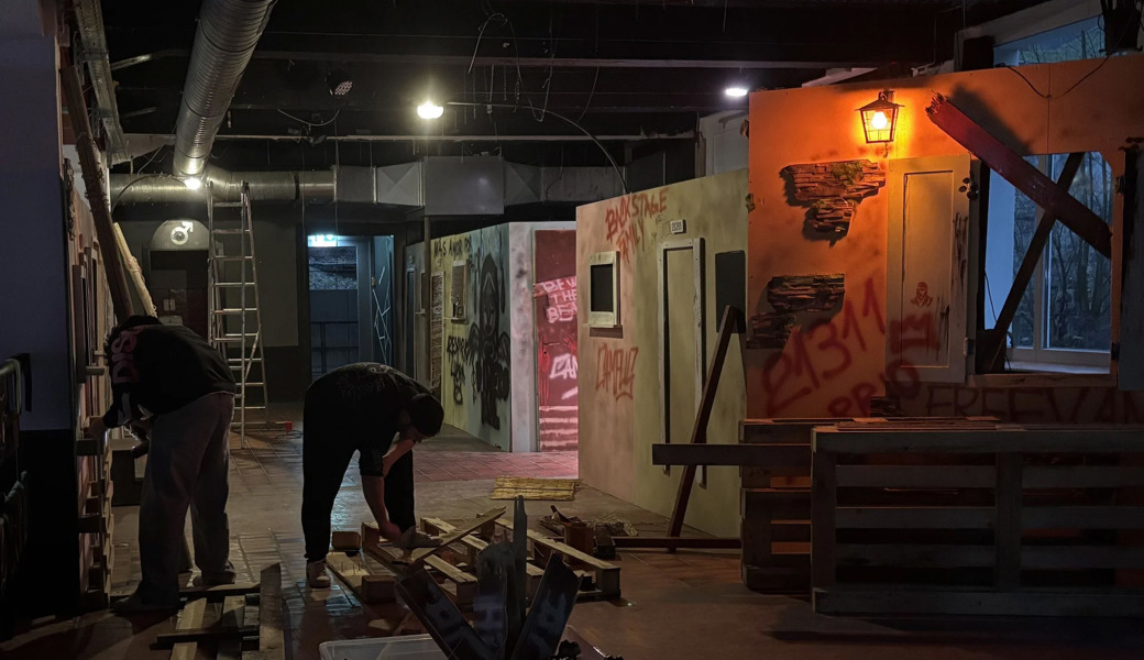  Wegen Brandschutzauflagen muss der Verein Teile der Dekoration ersetzen.