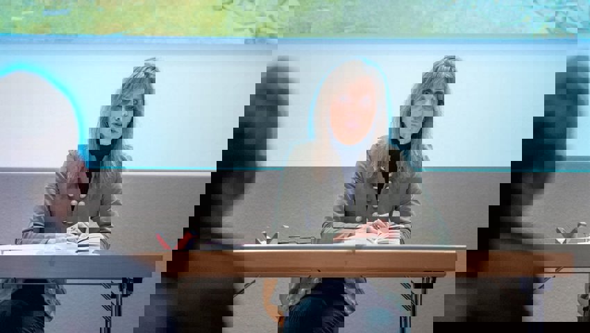  Die Autorin mit Buchser Wurzeln an einer ihrer Lesungen. 