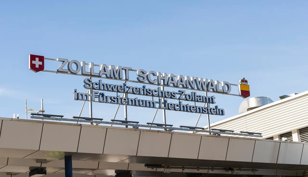 Wer seinen Lebensmitteleinkauf am Zoll deklariert, zahlt den korrekten Mehrwertsteuersatz. Nicht so über die App. 