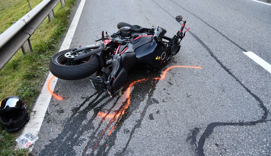 Mehrere Verletzte und Sachschaden nach vier Unfällen