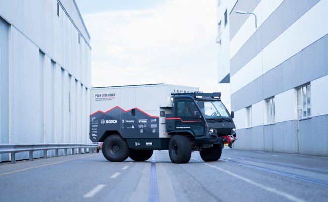 Expedition mit Elektro-Mehrzwecktransporter erneut um ein Jahr verschoben