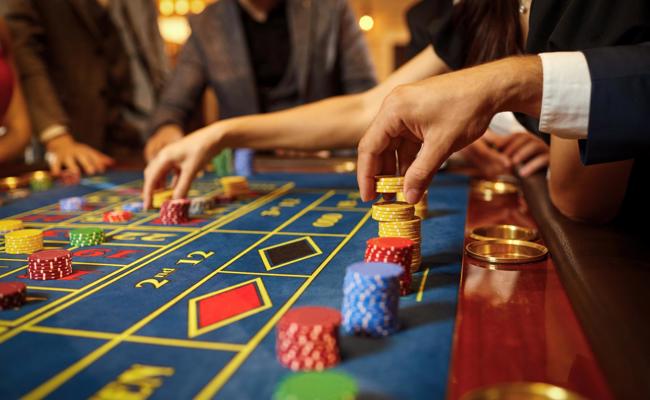 Bruttospielerträge der Casinos brachen um knapp 60 Prozent ein