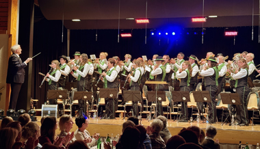 Geschniegelt, gebügelt und ein bisschen glamourös