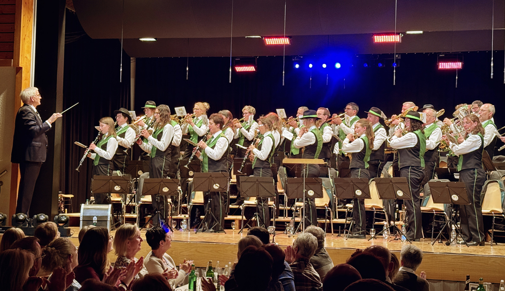 Geschniegelt, gebügelt und ein bisschen glamourös