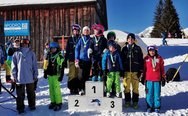 Grabser Schülerrennen: Packender Skisport bei Kaiserwetter