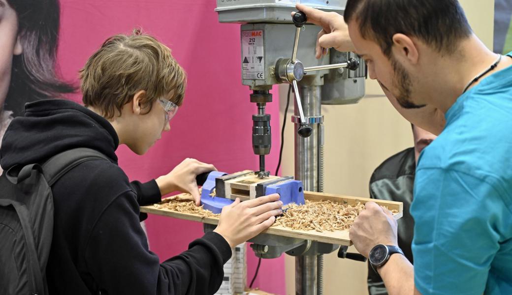 450 Schülerinnen und Schüler tauchen in die Berufswelt ein