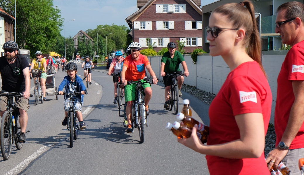 Velofahrerinnen und Skater, Fussgängerinnen und Läufer: Am Sonntag, 7. Mai geniessen sie beim Slow Up Werdenberg-Liechtenstein Strassen ohne motorisierten Verkehr.