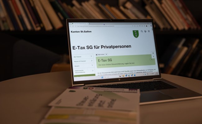 Kriminelle verschicken gefälschte Steuer-Mails in die Ostschweiz