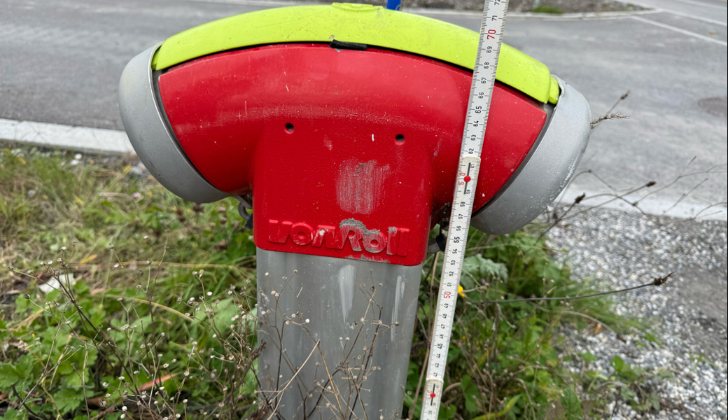 Der beschädigte Hydrant.