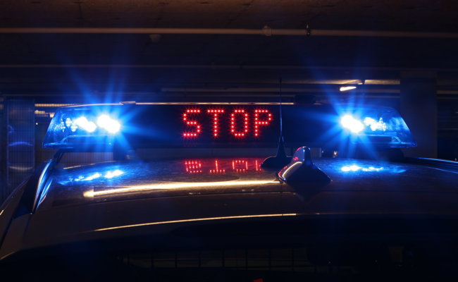 Mit Auto und zu Fuss vor Polizei geflüchtet