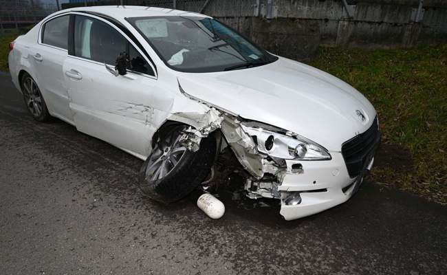 Berauscht von Strasse abgekommen