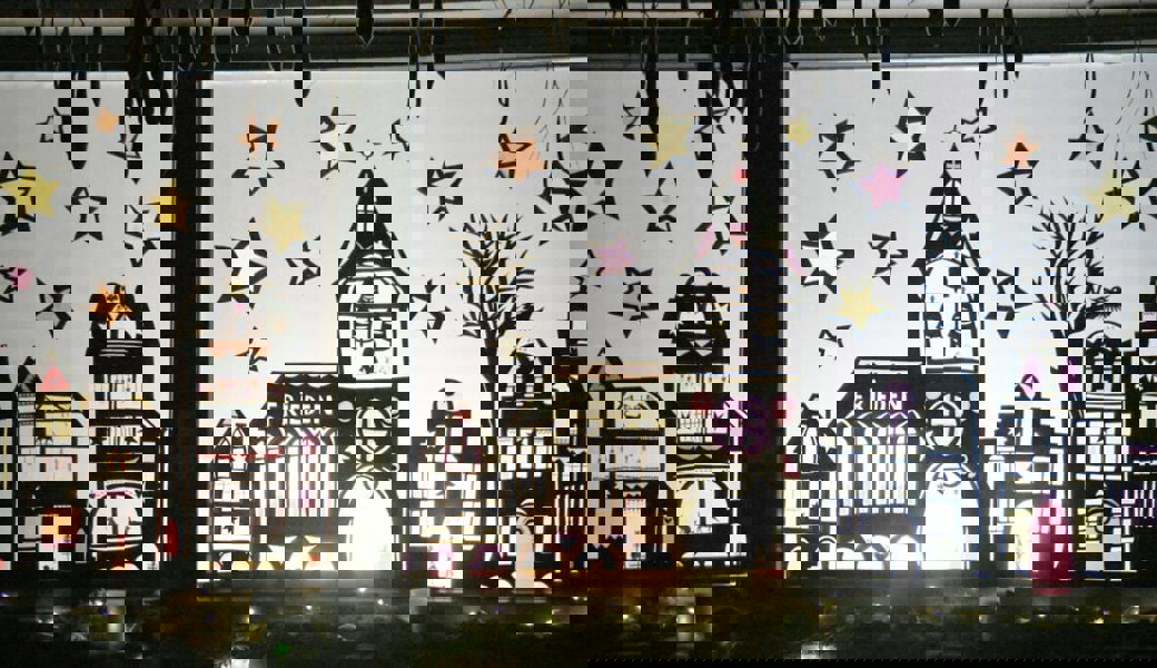  An der Saar 6 in Räfis lädt dieses wunderbare, filigrane Werk zum Verweilen ein. Bilder: Hansruedi Rohrer