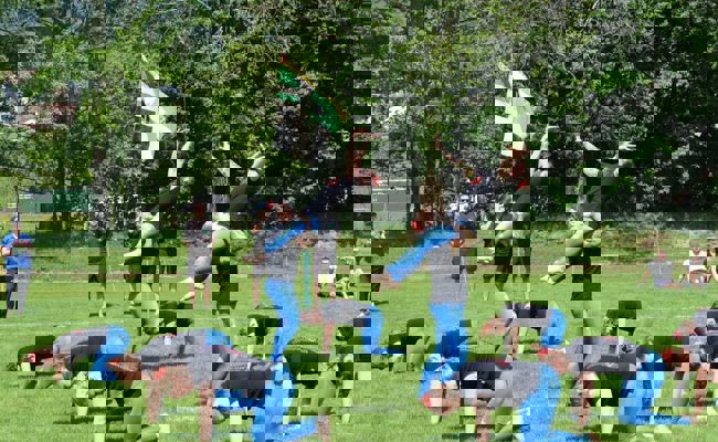 Starkes Kleinfeldgymnastikteam sichert sich Platz eins am Staibock-Cup