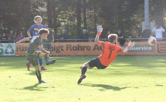 Der Leader gibt sich keine Blösse: Mit Köpfchen zum neunten Sieg in Folge