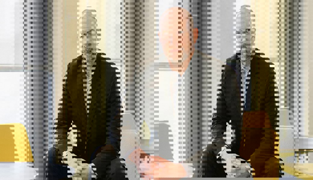 Wo setzen Sie das Messer an, Herr Seelhofer? Der Rektor der Fachhochschule Ost zum Spardruck