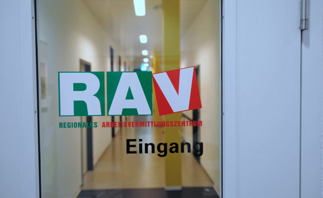 Arbeitslosigkeit im Werdenberg und Toggenburg war im Monat März im Sinkflug