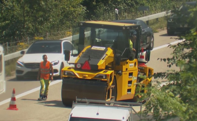 Hitzeschaden auf der Autobahn: Überholspur bei Quarten bis Sonntagmittag gesperrt