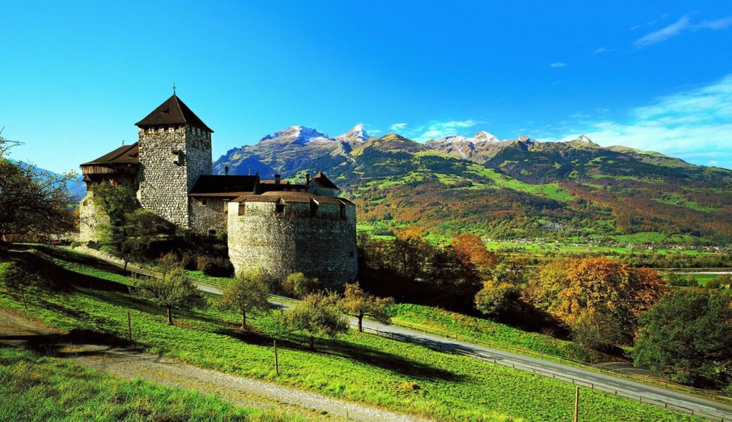  Das Fürstentum Liechtenstein feiert am 15. August seinen Staatsfeiertag mit einem grossen Volksfest. 
