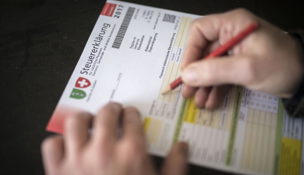 In den meisten Gemeinden der Ostschweiz darf man sich über eine tiefere Steuerrechnung freuen.