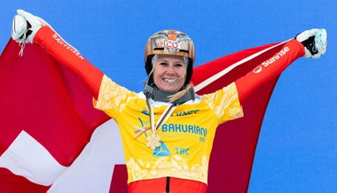 Alpin-Snowboarderin Julie Zogg holt ihr zweites WM-Gold im Parallelslalom