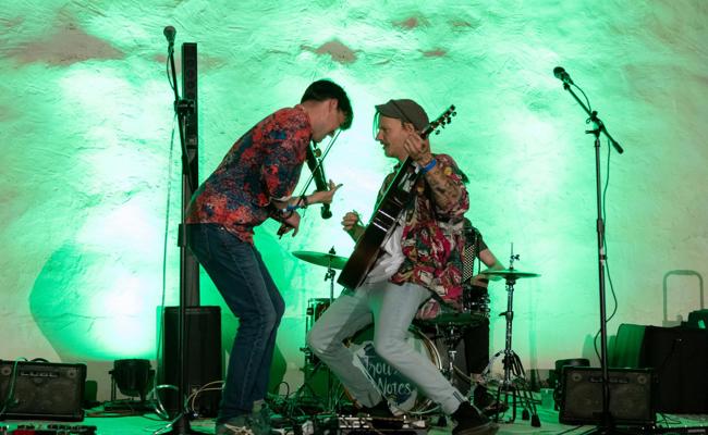 Schloss Werdenberg und Krempel bringen World-Folk in den Schlosshof